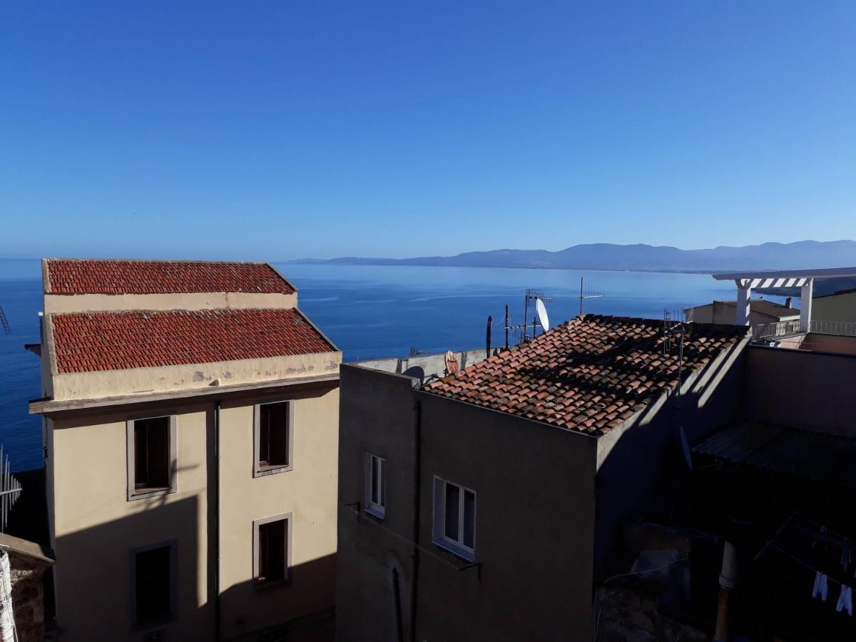 L'Antico Faro Bed & Breakfast Castelsardo Exterior photo